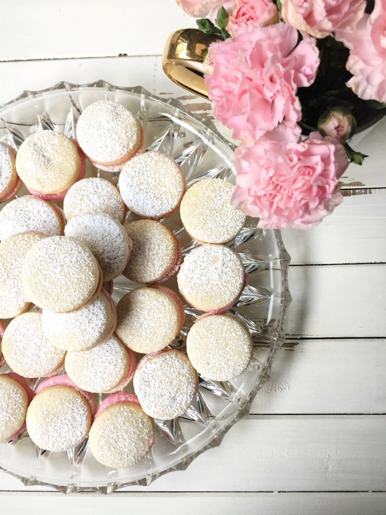 Melt In Your Mouth Cookies | Minted Bold
