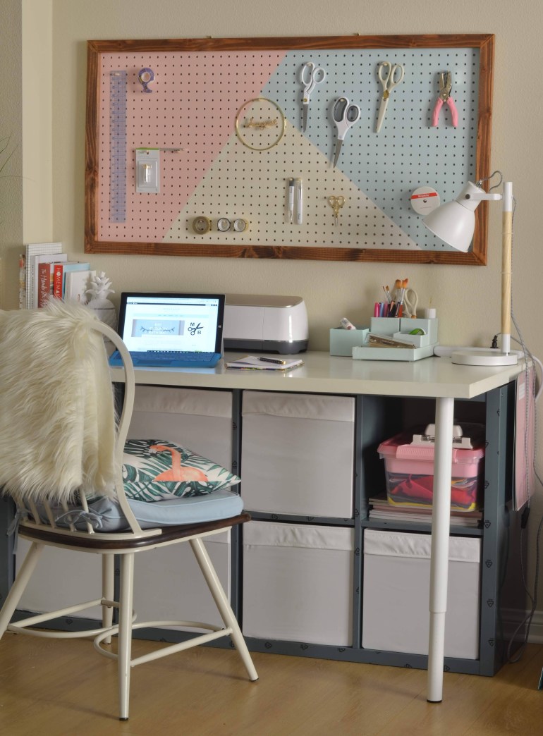 Minted Bold | Craft Desk